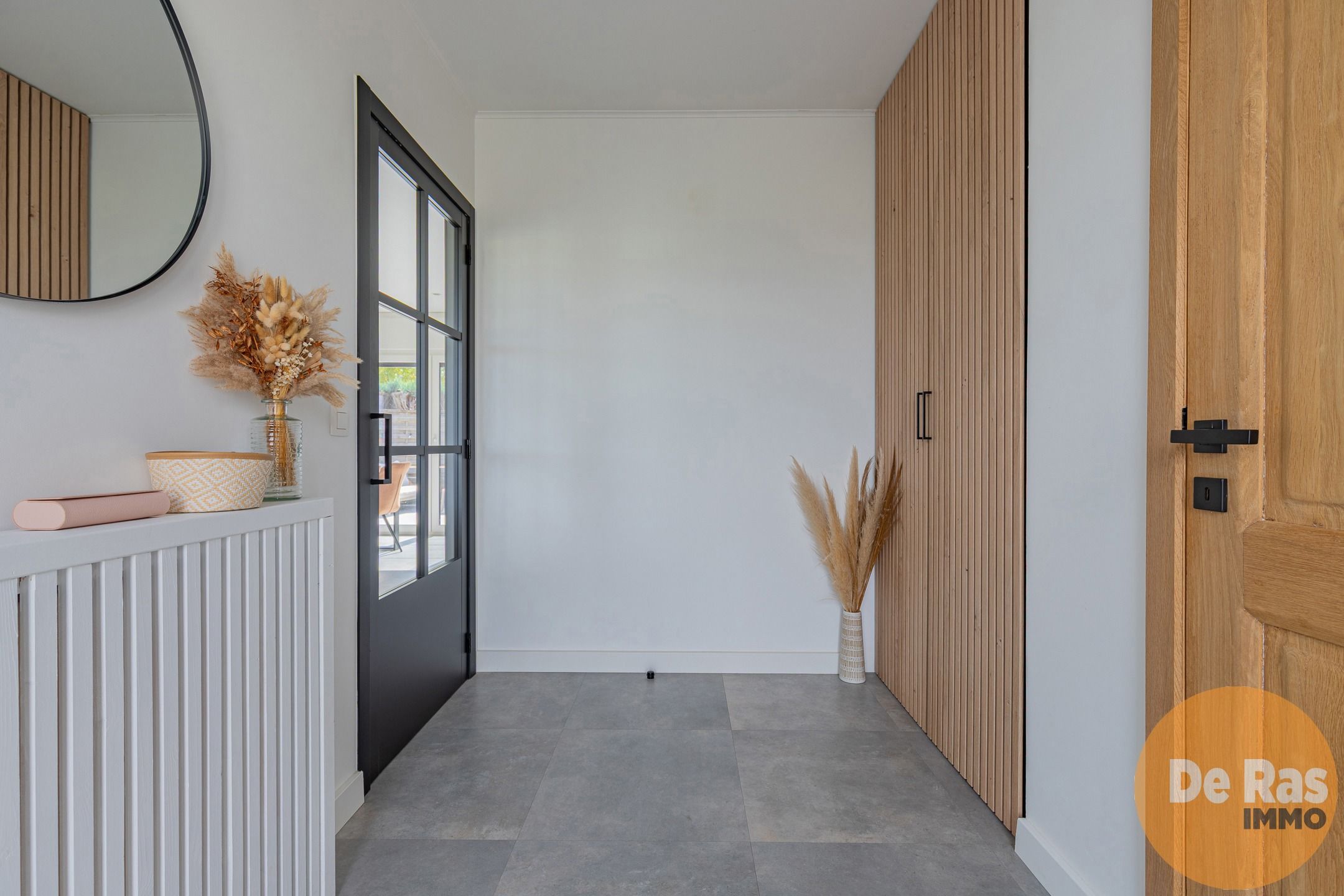MEERBEKE - Charmante, rustig gelegen vernieuwde woning foto 2