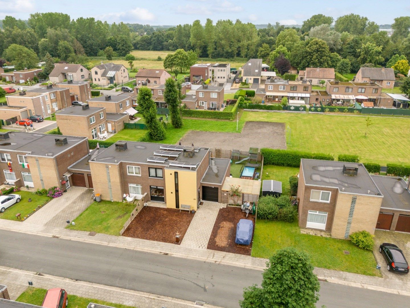 Instapklare halfopen woning met drie slaapkamers en tuin op 3a 54ca foto 5