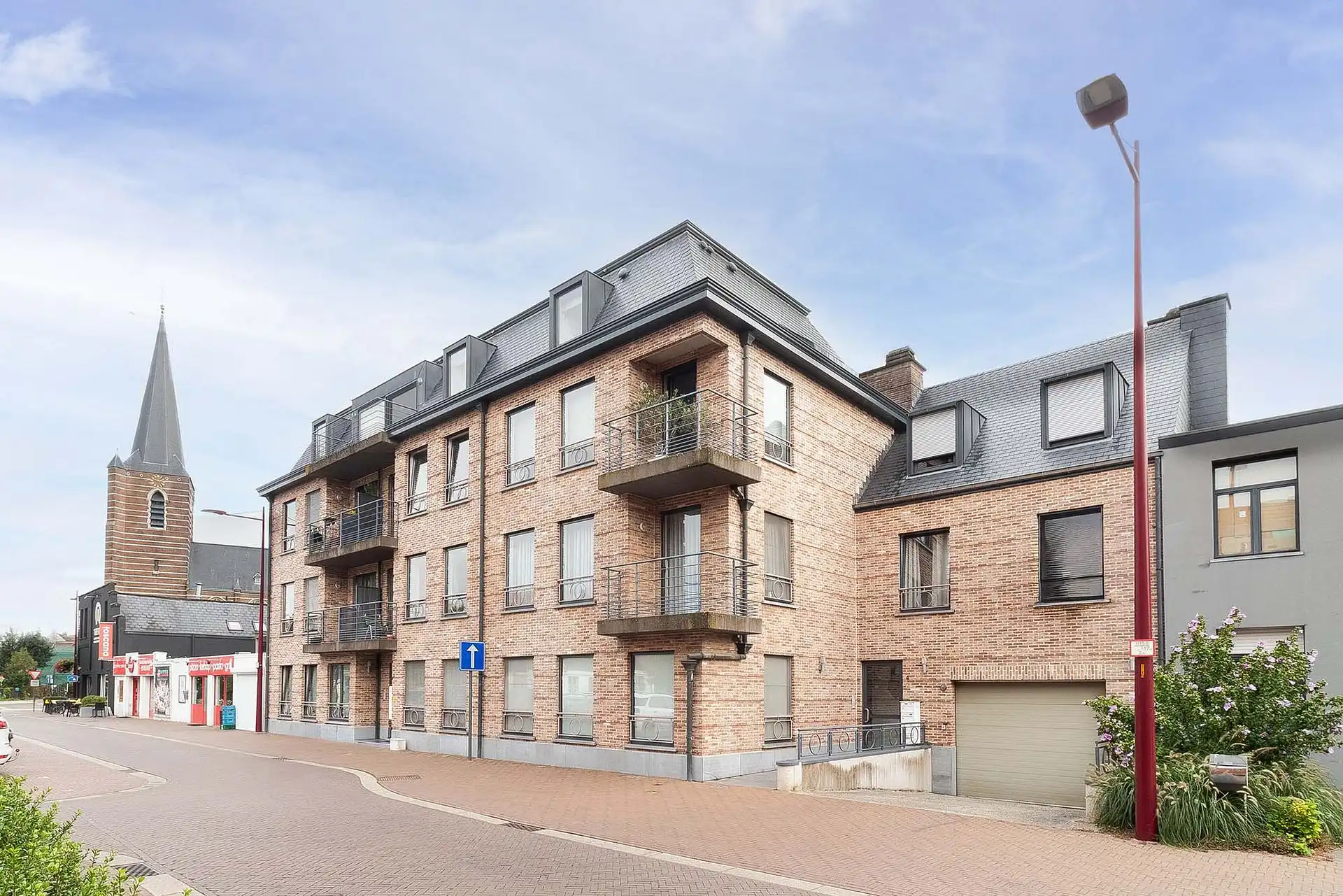 Lichtrijk appartement met ruime terrassen in centrum foto {{pictureIndex}}