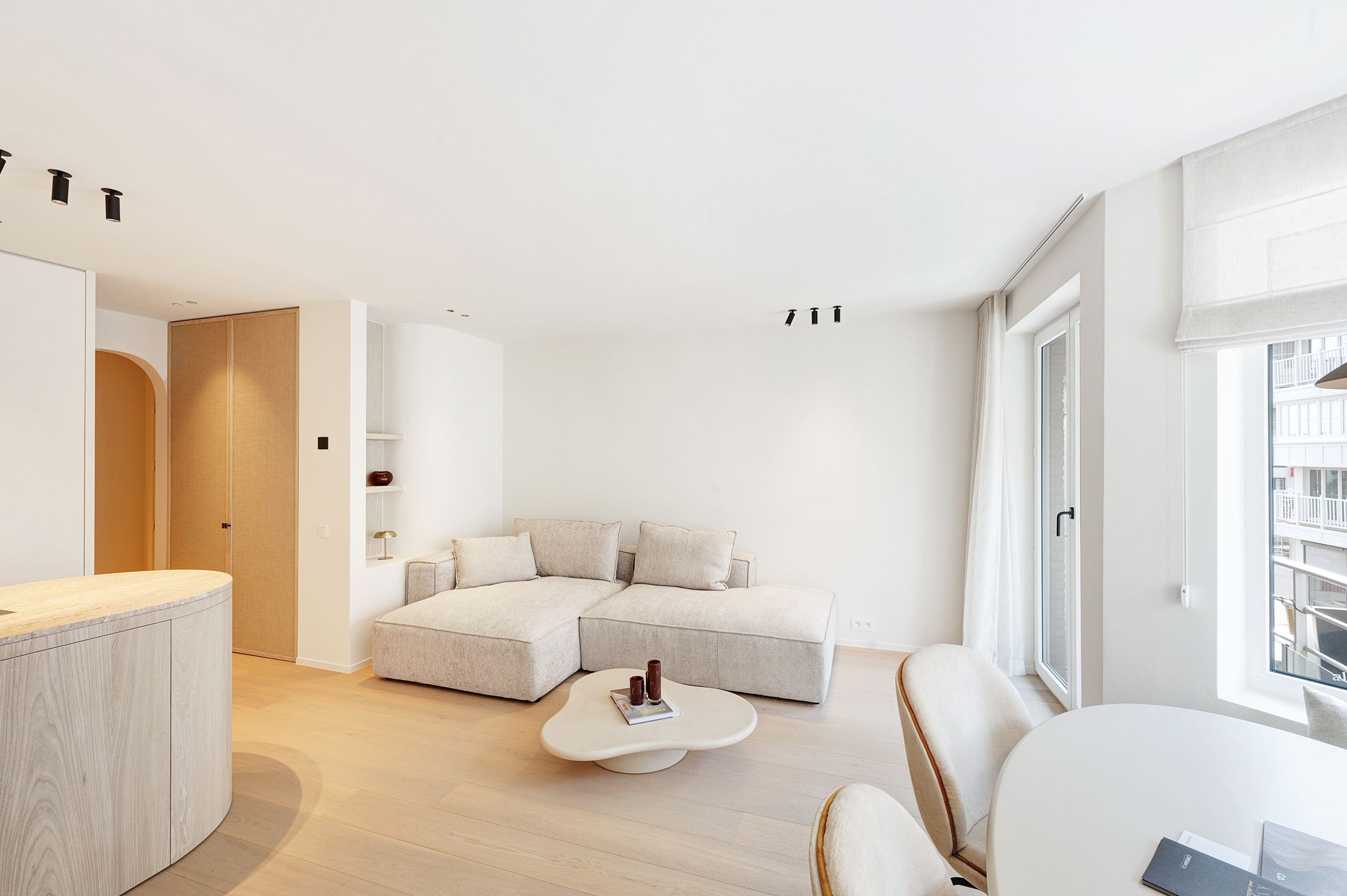 Top gerenoveerd appartement met zij zeezicht, Driehoeksplein foto 9