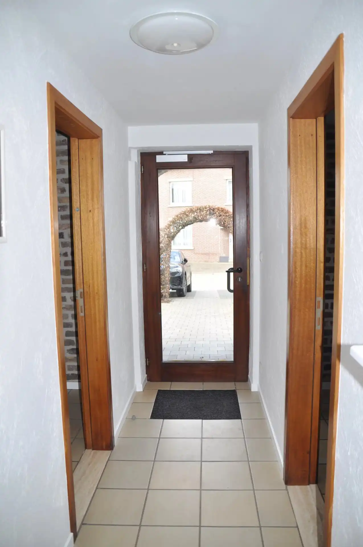 CENTRAAL GELEGEN KANTOORRUIMTE/VRIJ BEROEP IN WALTWILDER foto 3