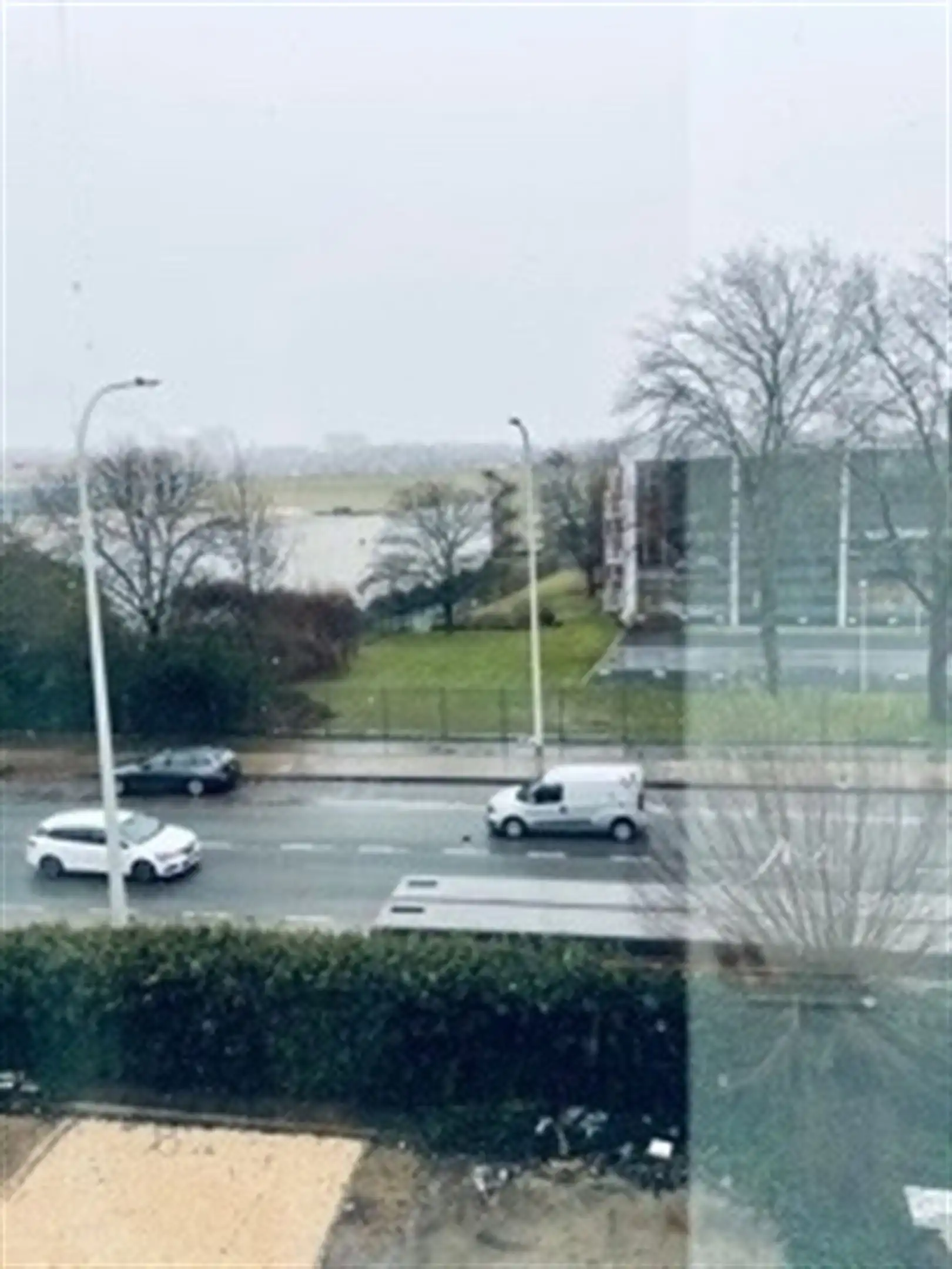 kantoorgebouw met 2x 400m² op her eerste en tweede verdiep - reeds ingericht foto 8