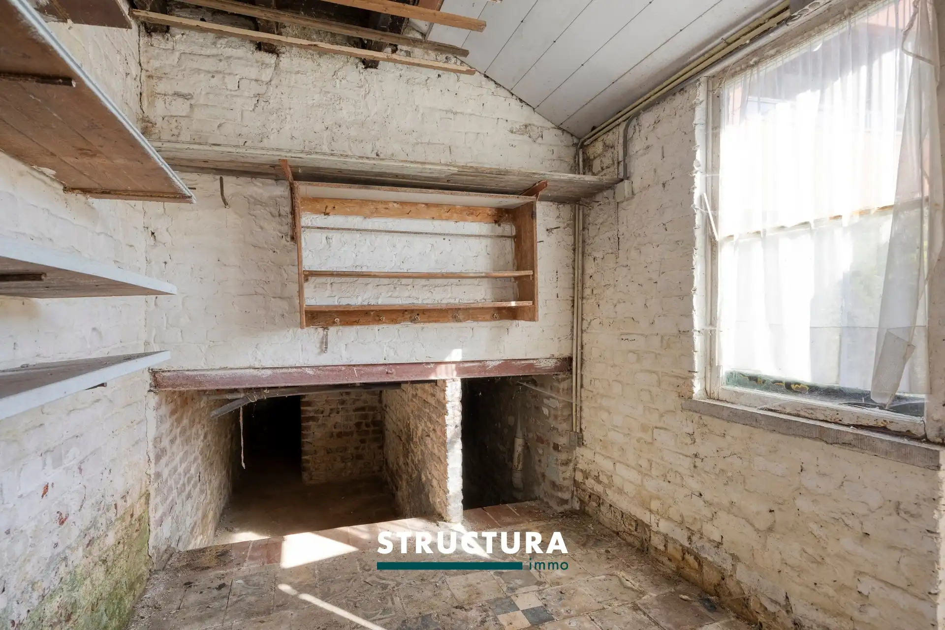 Centraal gelegen renovatiewoning met tuin foto 19