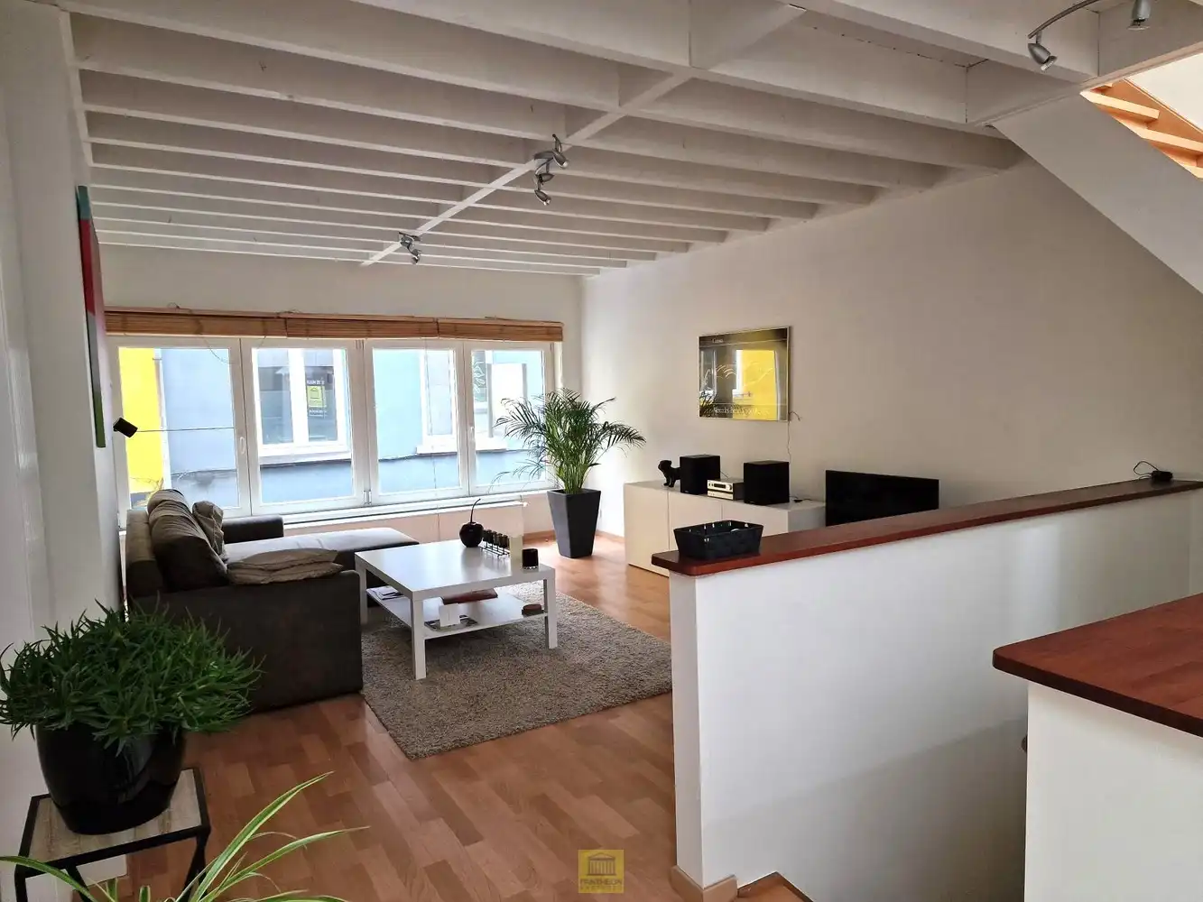 Uniek pand in centrum Aalst – werken én wonen of investeren! foto 4