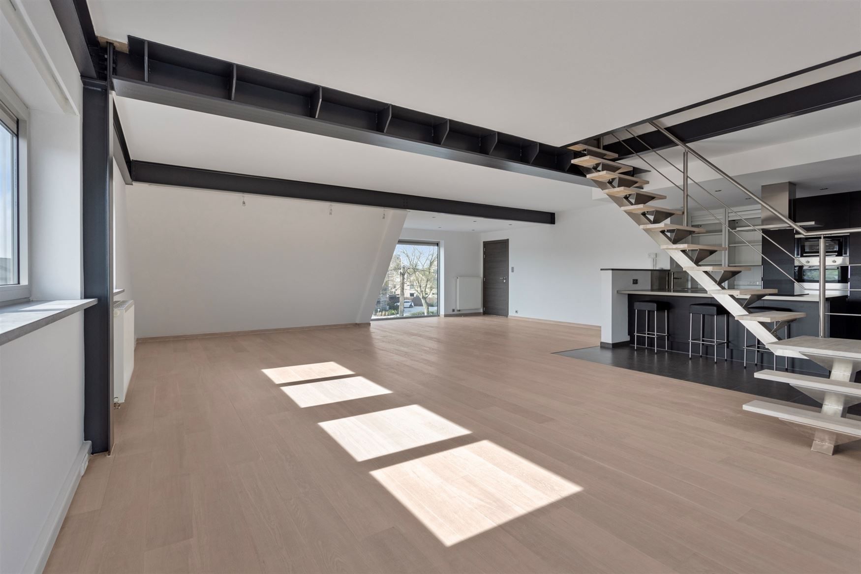 Luxueus duplexappartement foto {{pictureIndex}}