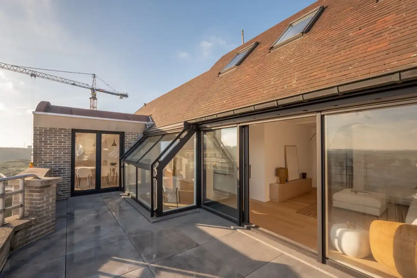 Ruime penthouse van 174m² met vier slaapkamers en zonneterras foto 18