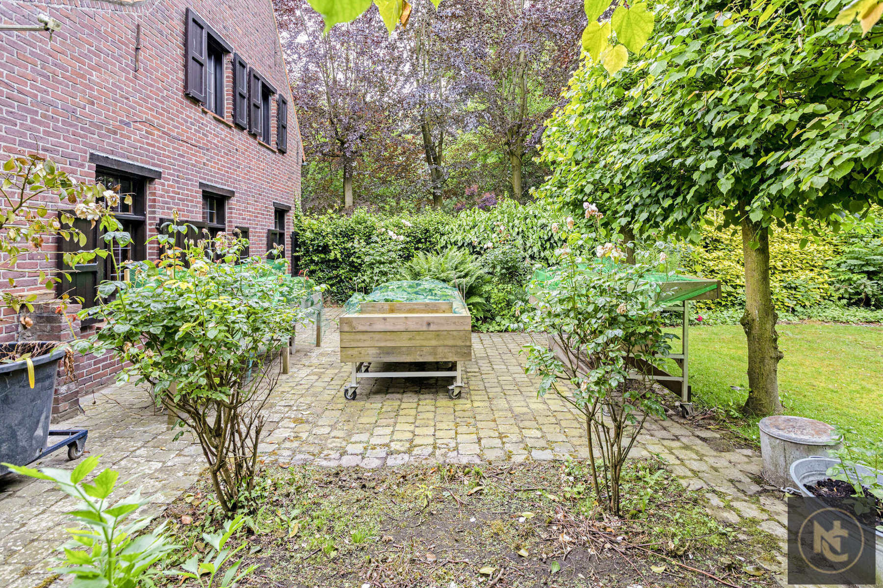 Uitzonderlijke villa met 6 slaapkamers en 2 garages foto 38