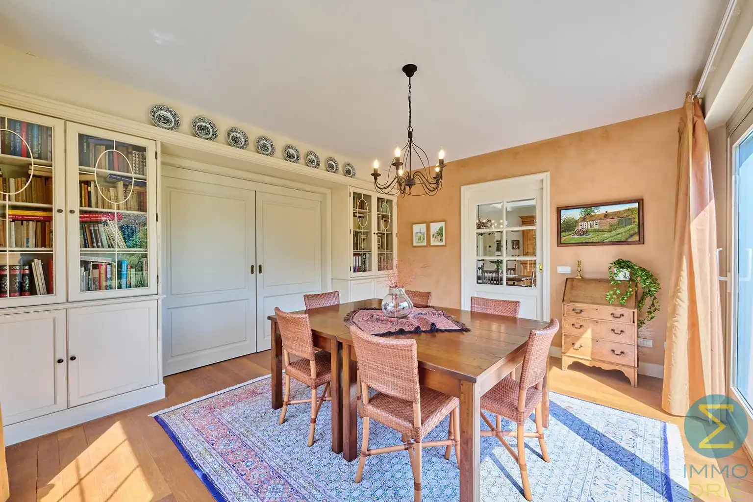 Exclusieve villa met bijgebouwen op 6.660m² grond foto 7