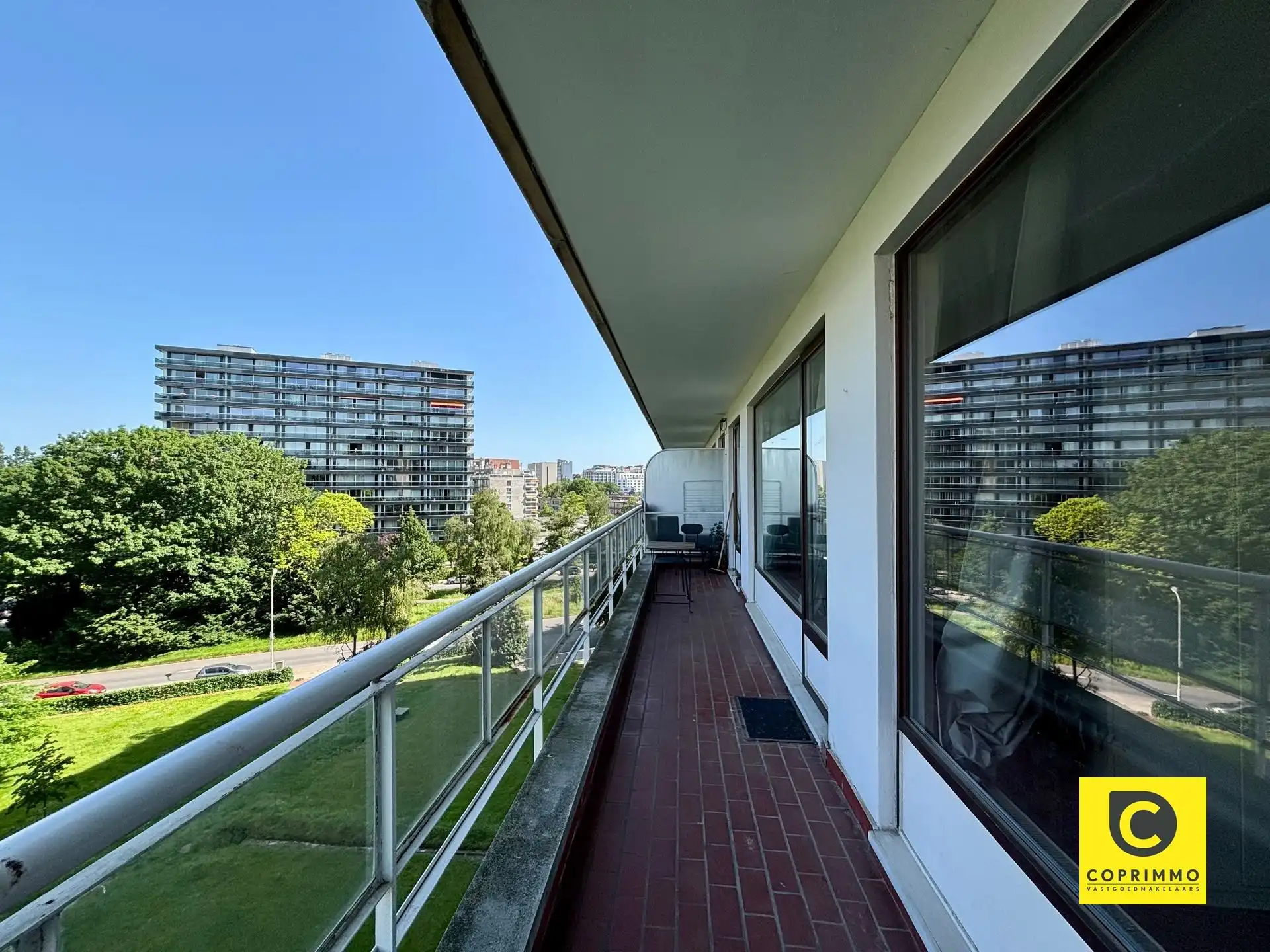 Instapklaar 1 slk app met terras op centrale ligging! foto 10