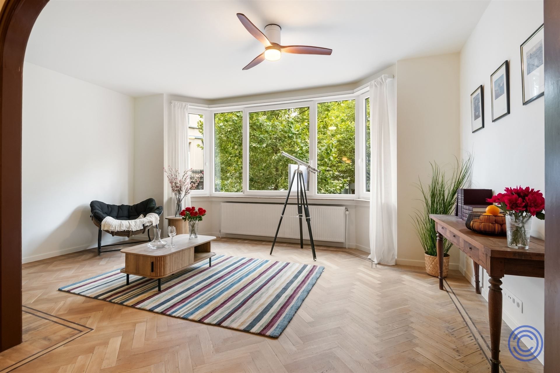 Prachtig gerenoveerd 2-slpk appartement met stadstuintje! foto 6