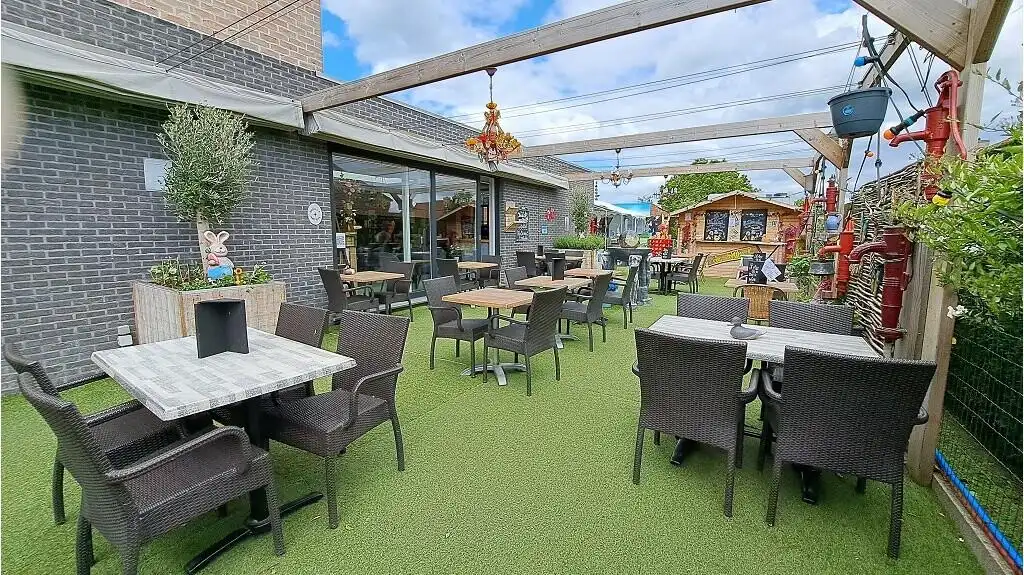 Overname instapklaar eetcafe - tearoom met 2 terrassen in Nieuwpoort foto 7