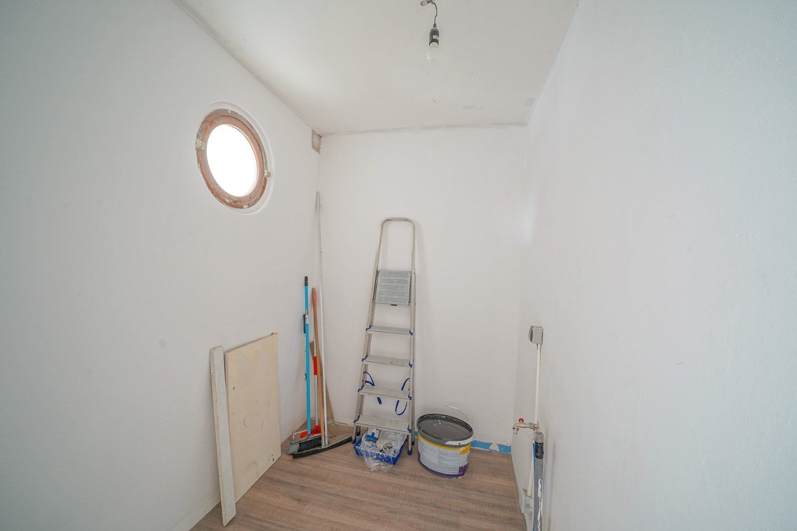 Instapklaar en goed gelegen 2-slaapkamerappartement vlakbij de Spuikom foto 10