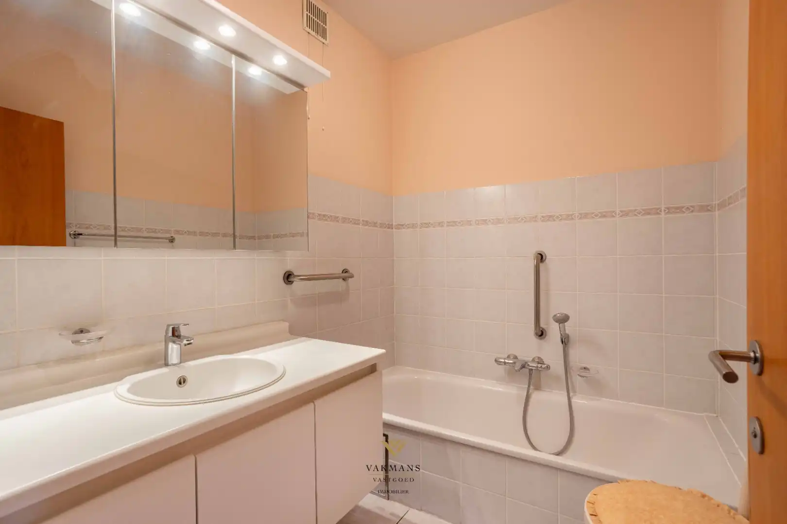 Pal in het centrum met 2 slaapkamers foto 22