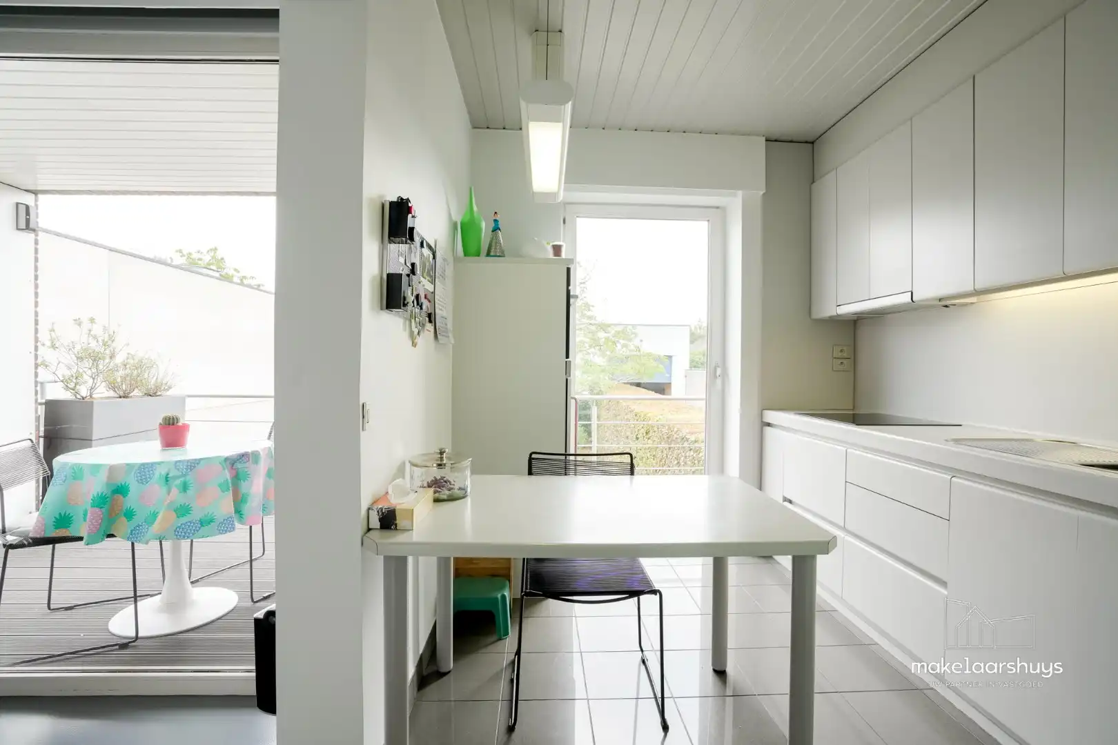 Goed onderhouden bel-etage met lift (regio Planet Group Arena) foto 7