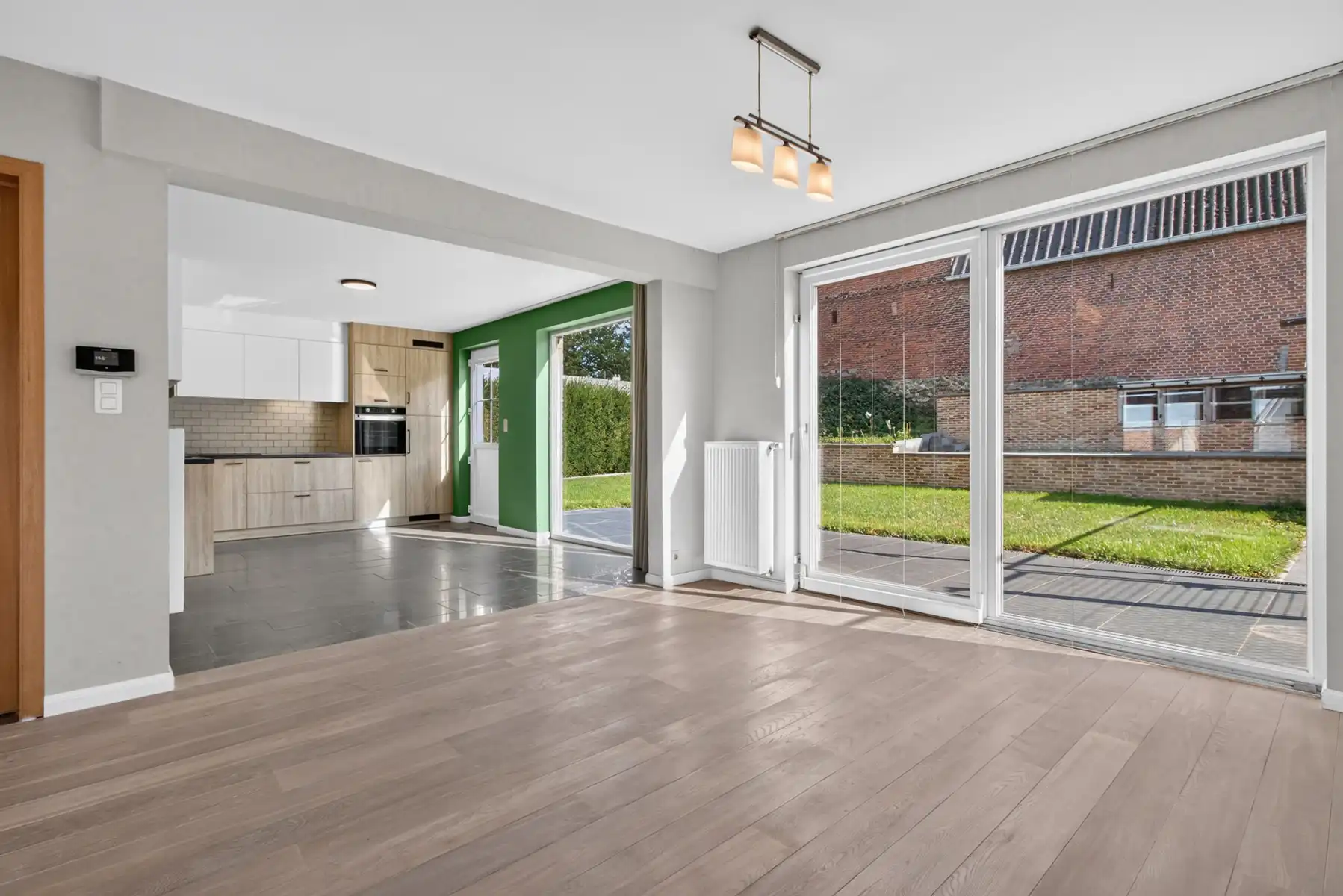 INSTAPKLARE WONING + 3 SLK + TERRAS + TUIN + KELDER + GARAGE foto 5