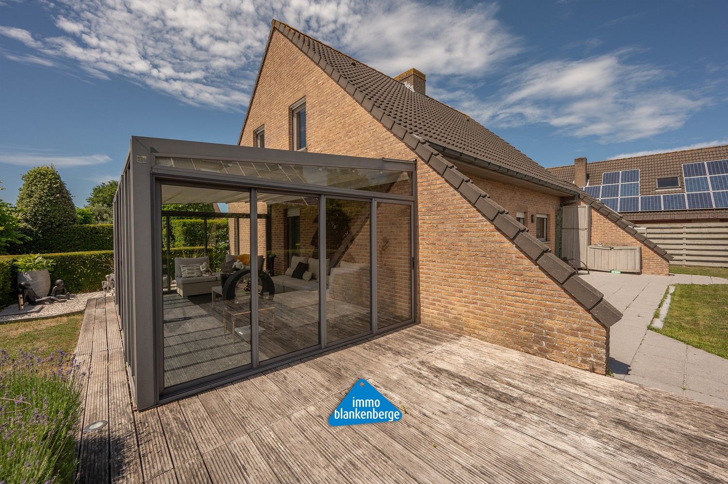 Instapklare Gezinsvilla met Tuin op Rustige en Centrale Ligging foto 8
