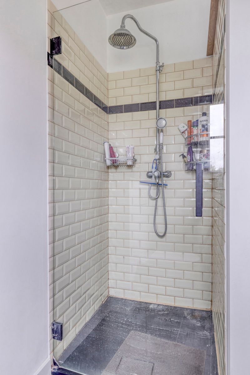 TE KOOP - ruime recente halfopen bebouwing op 9a84ca foto 15
