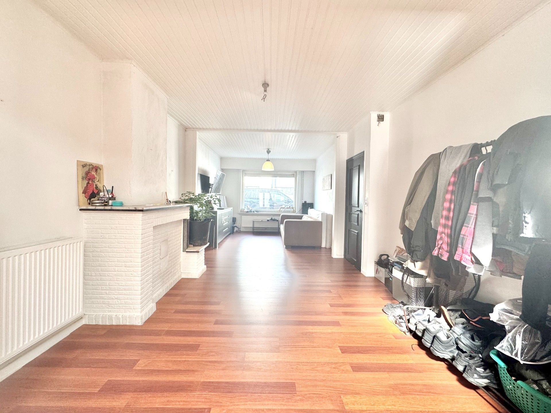 WONING MET 3 SLAAPKAMERS EN STADSTUIN foto 6