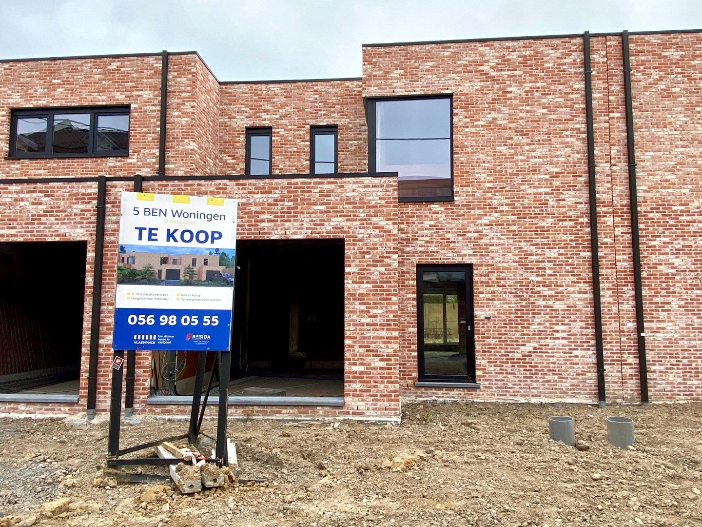 Moderne nieuwbouwwoning met 3 slaapkamers, tuin, terras en inpandige garage in Avelgem. foto 2