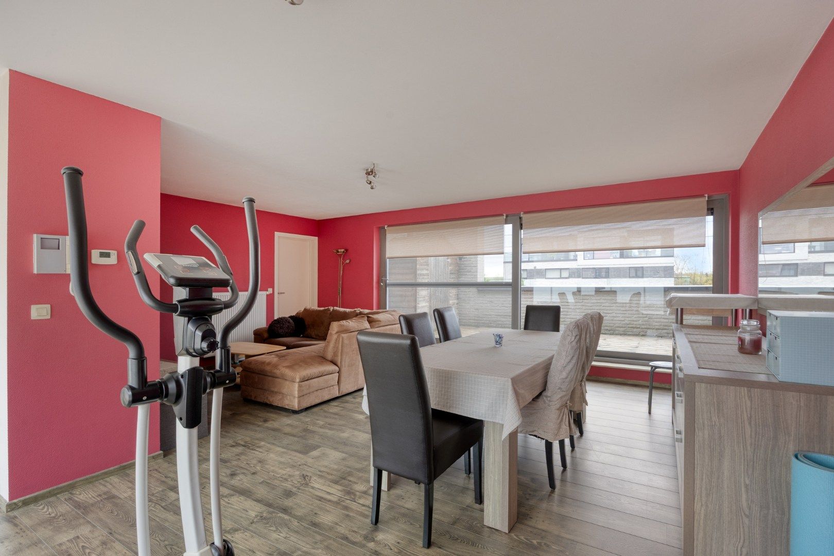 Knap appartement met 2 grote terrassen te Riemst-Zichen foto 5