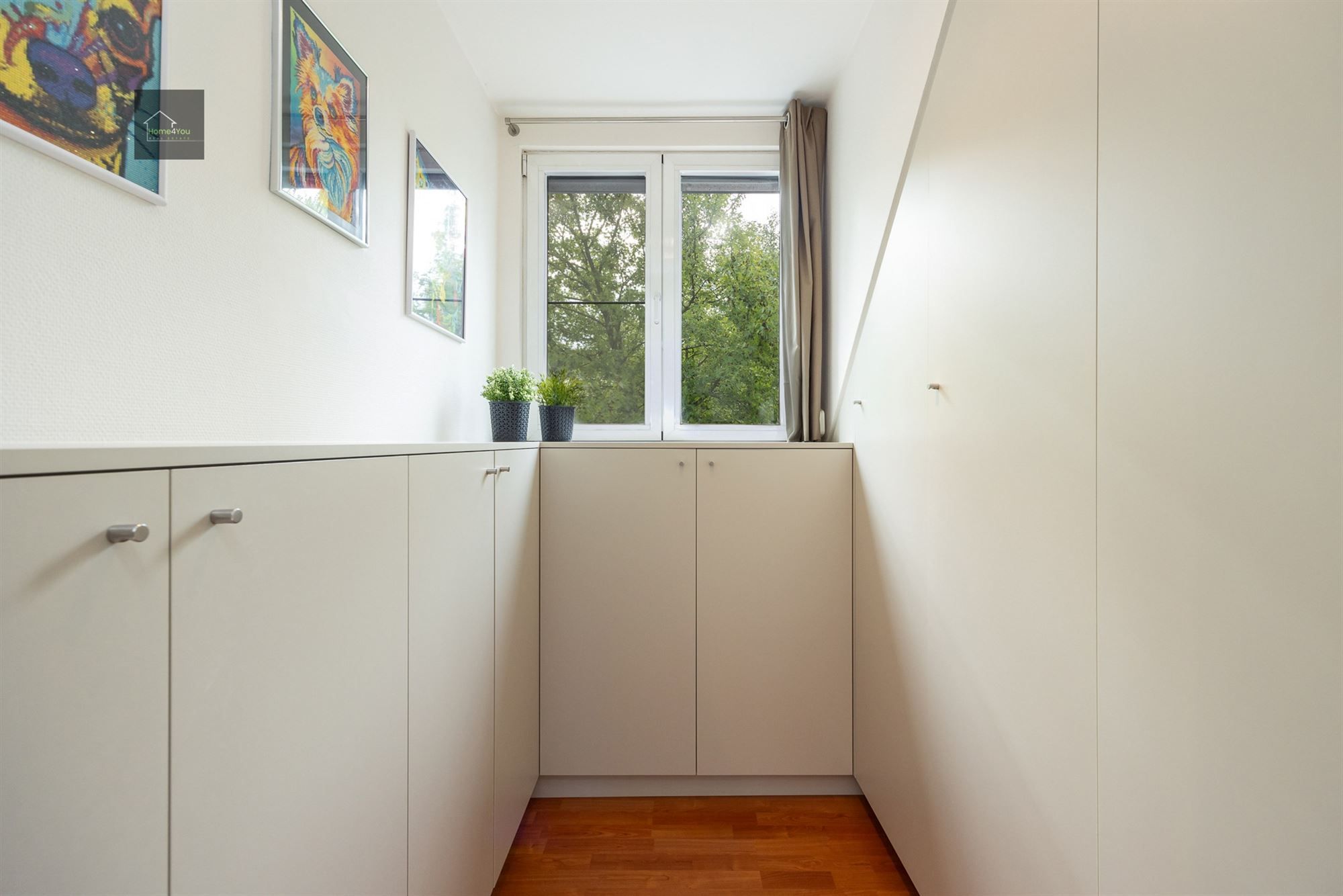 Instapklare woning met zonnepanelen op TOP locatie foto 22
