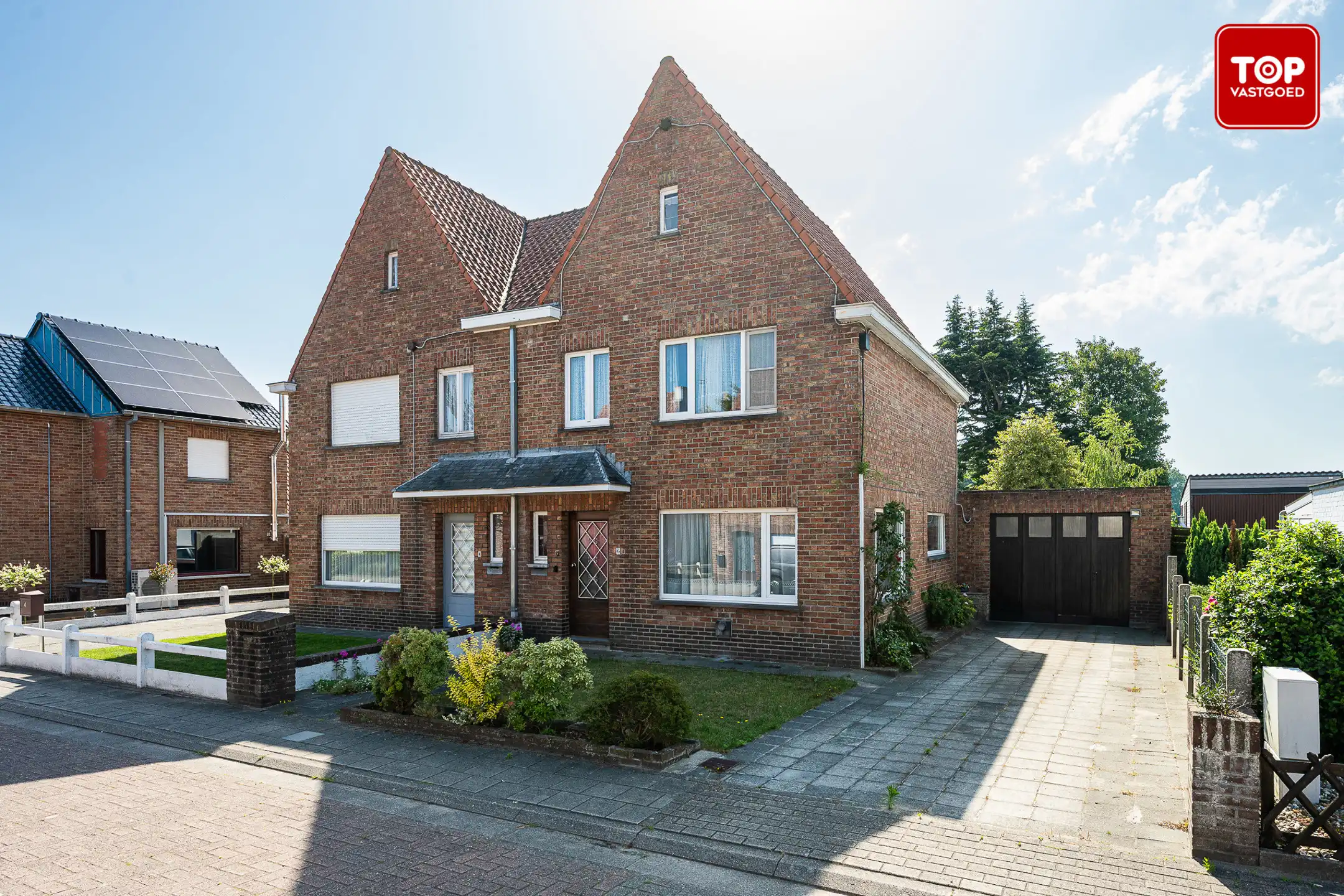 Te renoveren woning met prachtige, zonnige tuin foto 27