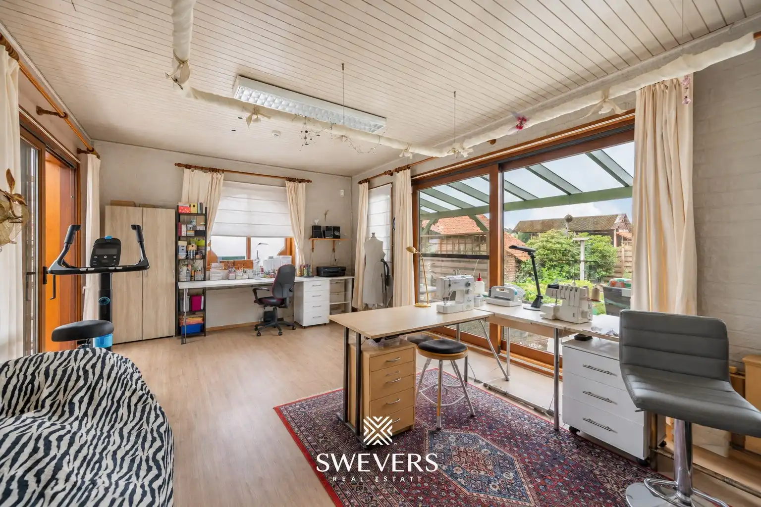 Royale gezinswoning met 257 m² woonruimte foto 13