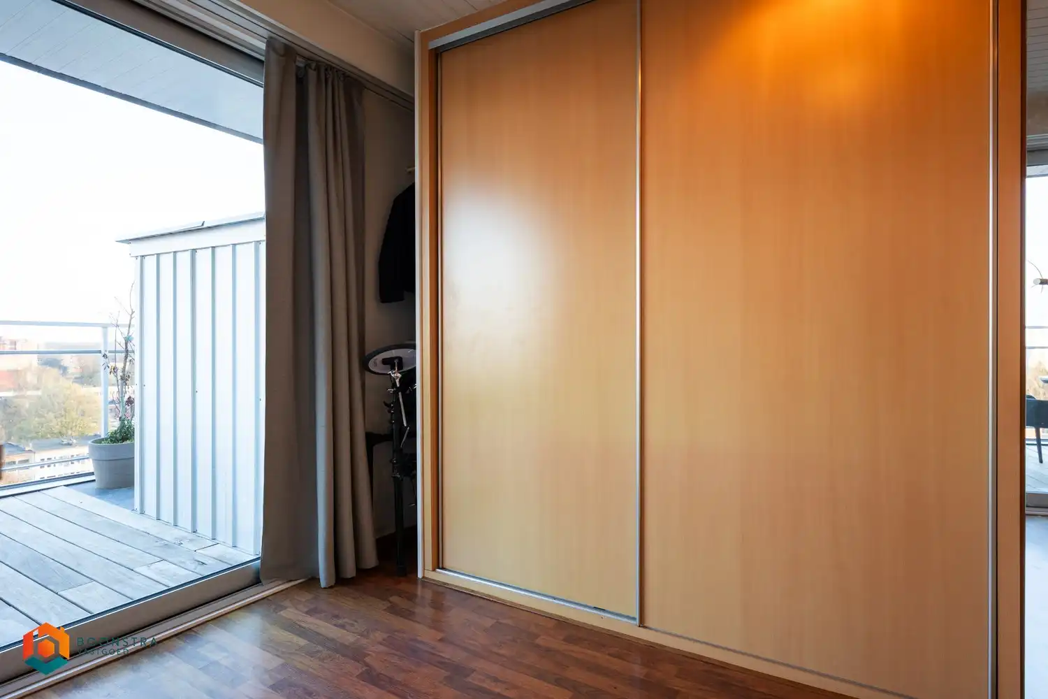 Exclusieve penthouse met 3 slpkrs, zéér riant terras (115 m²) en 2 autostaanplaatsen foto 14