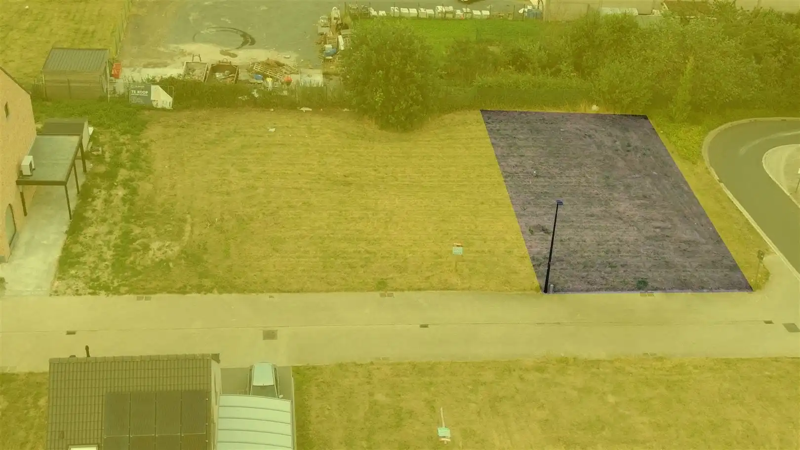 Unieke Bouwgrond van 373m² in Hartje Menen foto {{pictureIndex}}