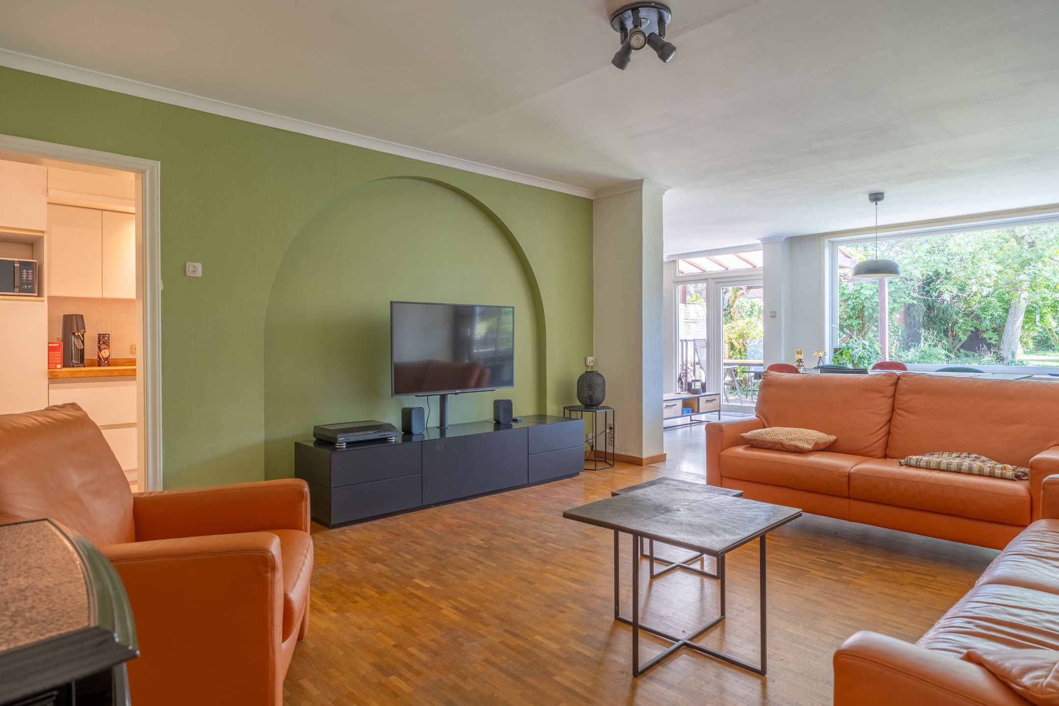 Prachtige gezinswoning met ruime tuin te Turnhout. foto 7