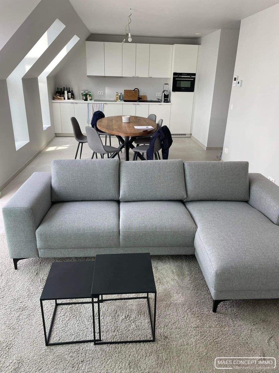 Nieuw appartement te huur centrum Anzegem, eigen parking, fietsenstalling foto 2