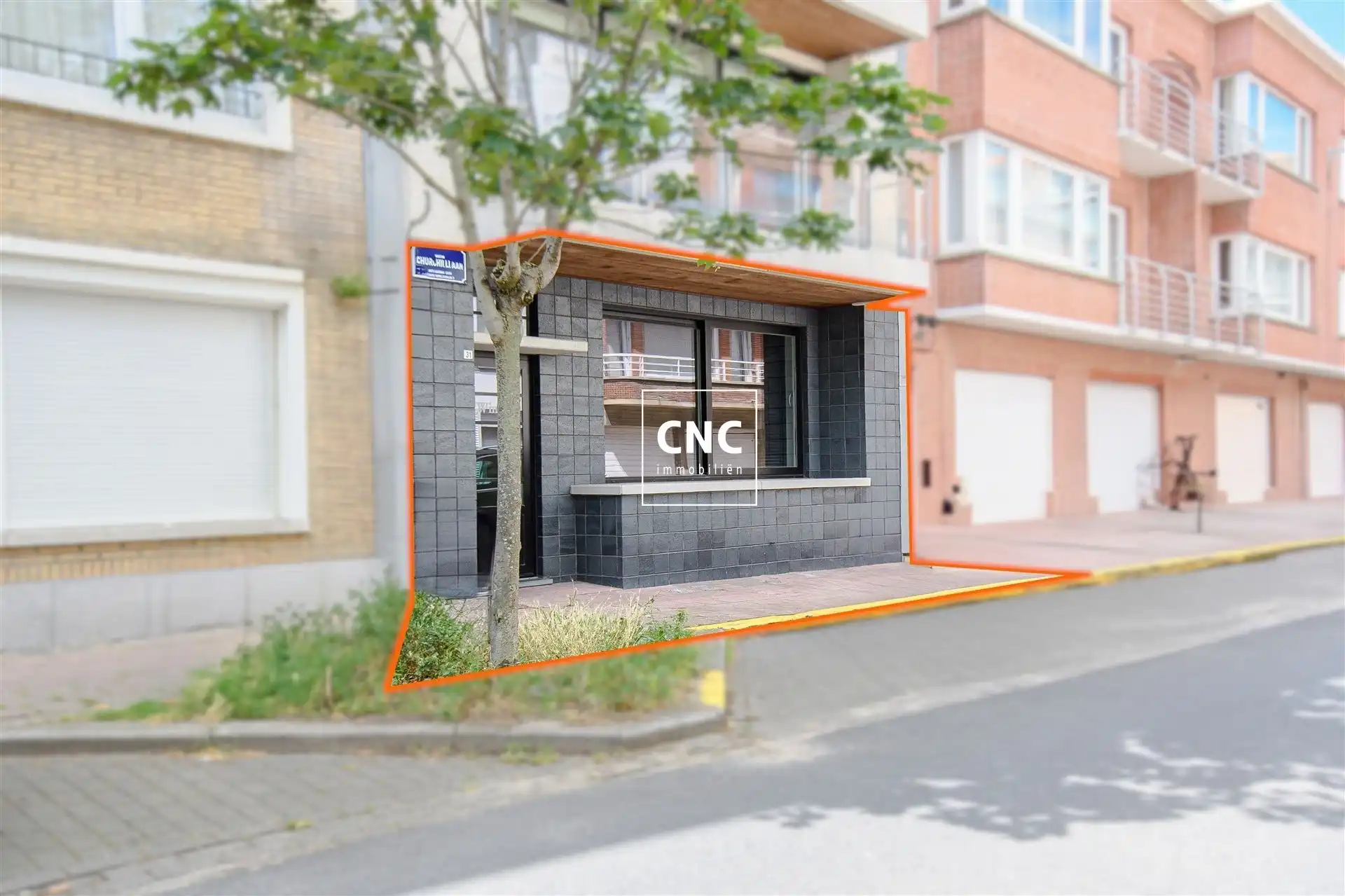 Gelijkvloers appartement met zonnige tuin nabij het centrum
 foto {{pictureIndex}}