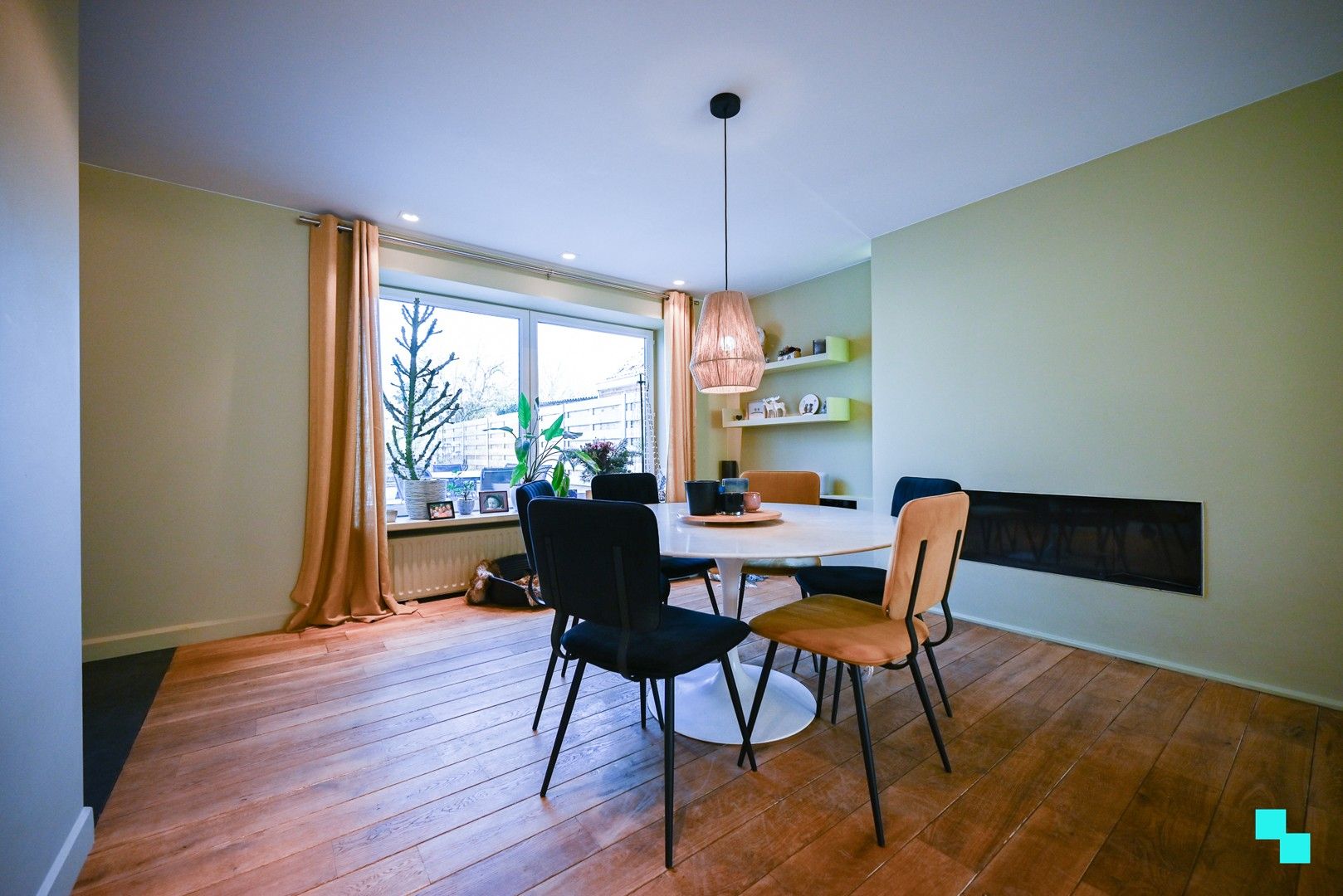 Instapklare ééngezinswoning met vier slaapkamers te Sint-Eloois-Winkel foto 5