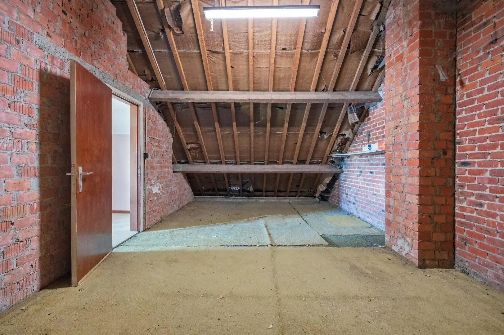 Ruime, te moderniseren HOB met garage en 3 slaapkamers te Tienen foto 20