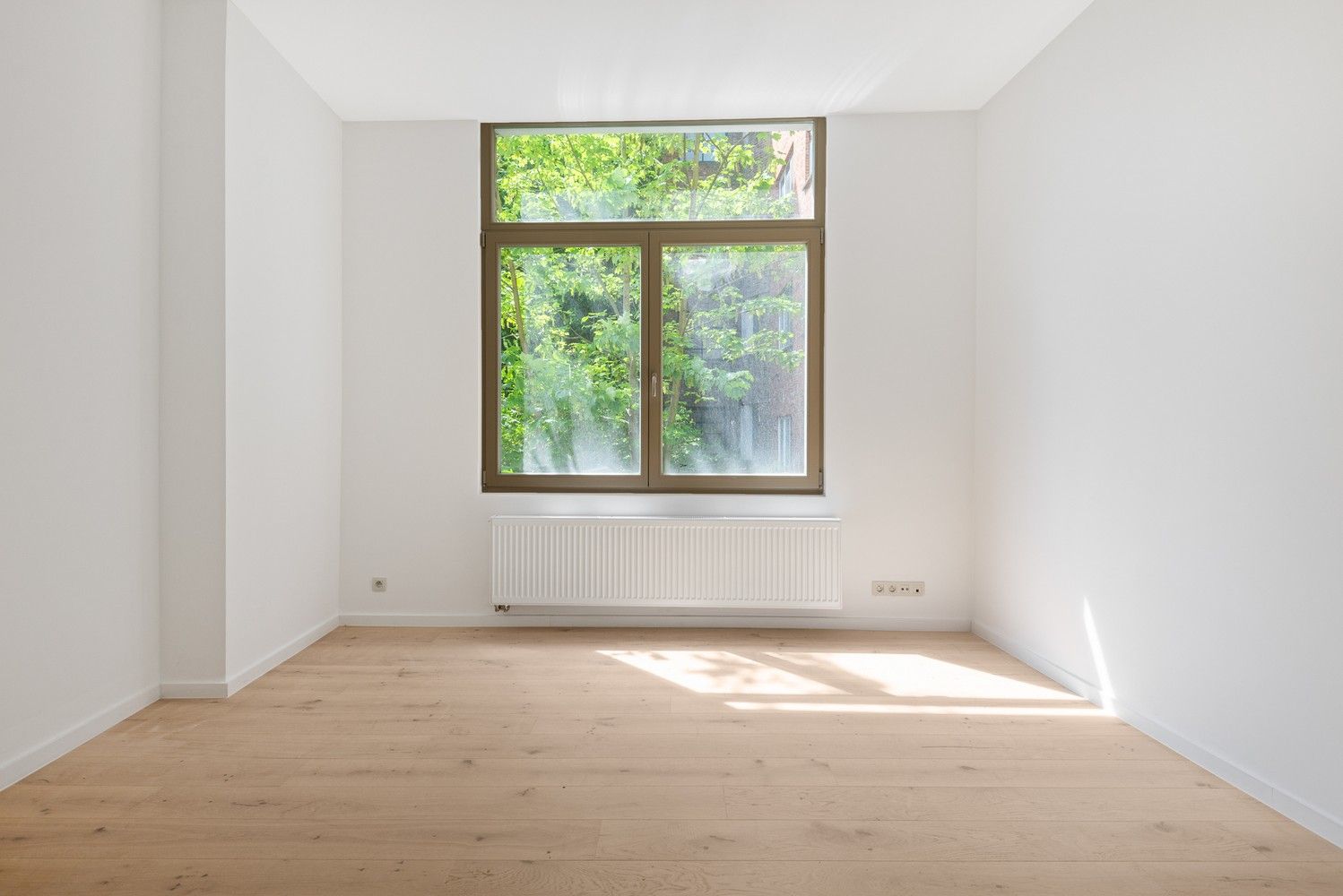 Prachtig gerenoveerd appartement met 2 slaapkamers in rustige straat te koop te Antwerpen foto 11