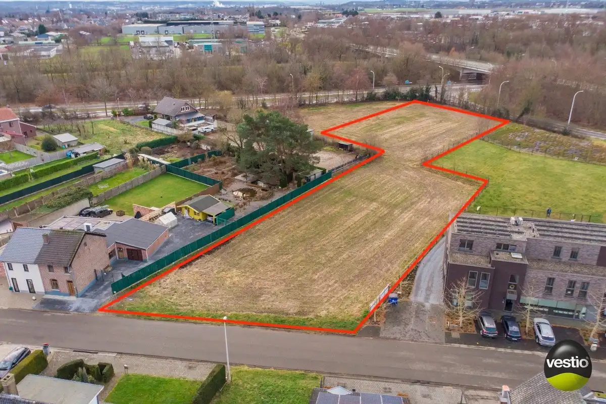Projectgrond te koop met potentieel voor 8–10 wooneenheden in Lanaken foto 3