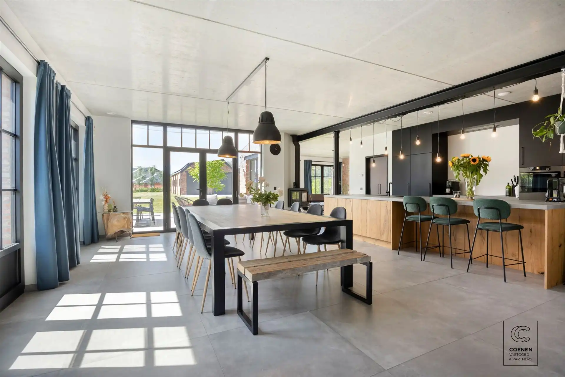 Exclusieve villa van 339 m² op prachtig perceel te Malle! foto 8