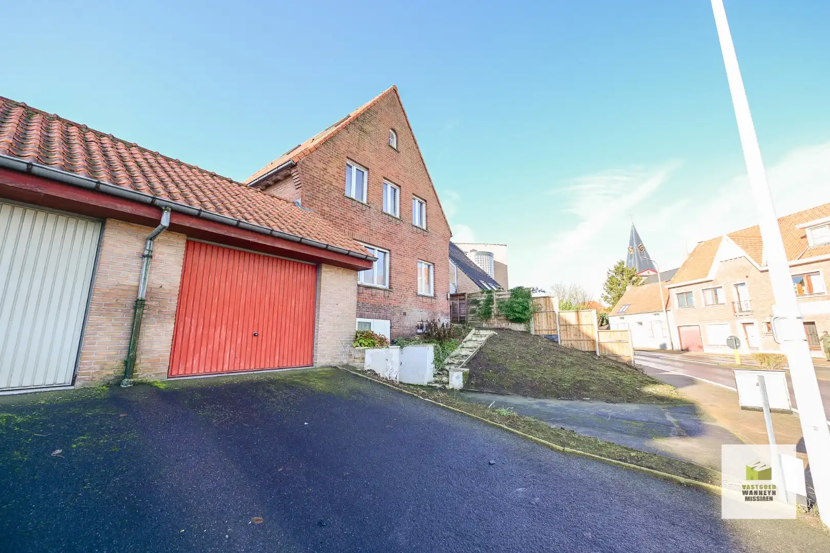 Karaktervolle woning met 3 slpks, 2 garages én zicht over het water  foto 23