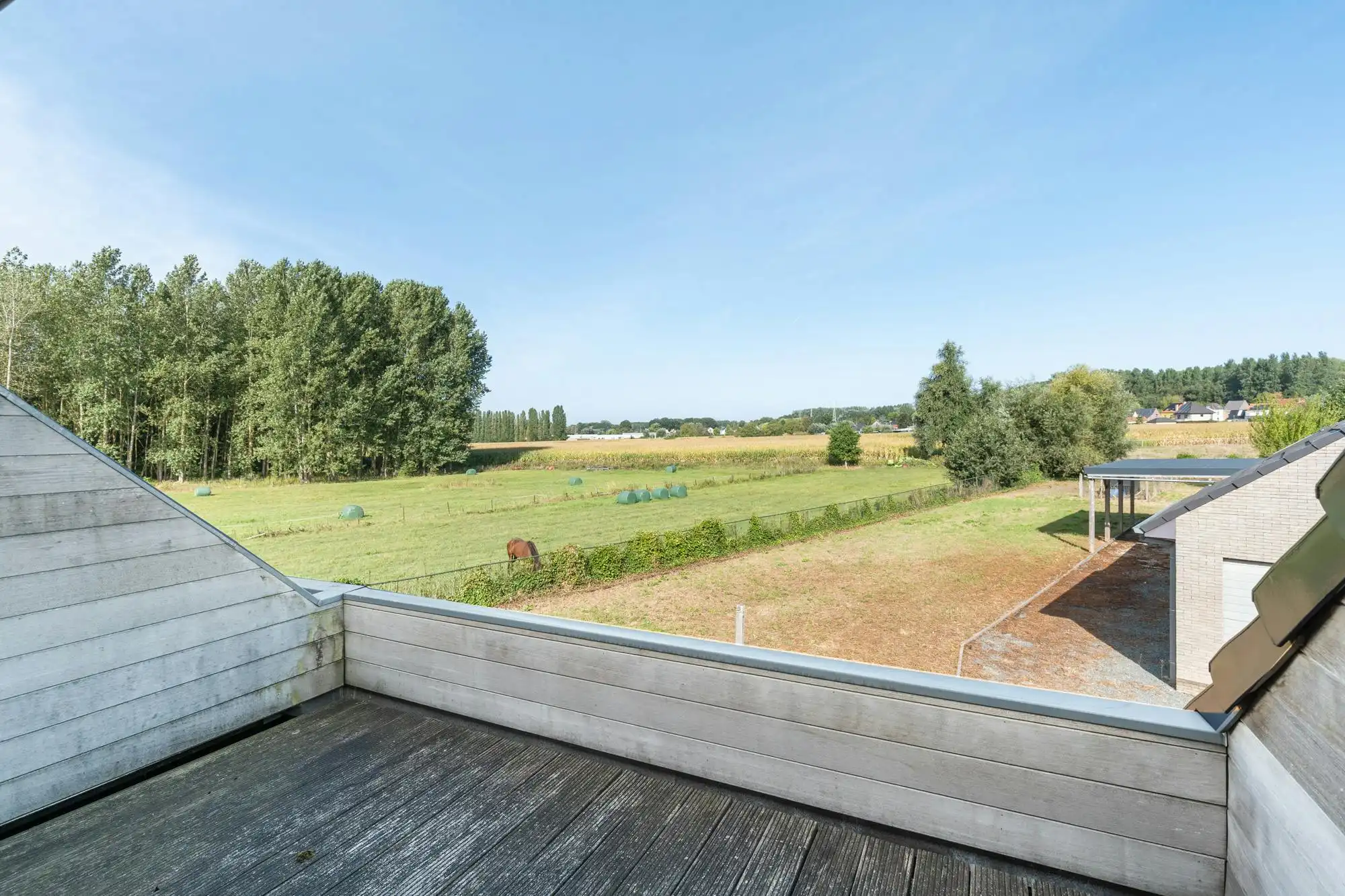 Ruime villa met tuin & 2 garages, ideaal als kangoeroewoning foto 26
