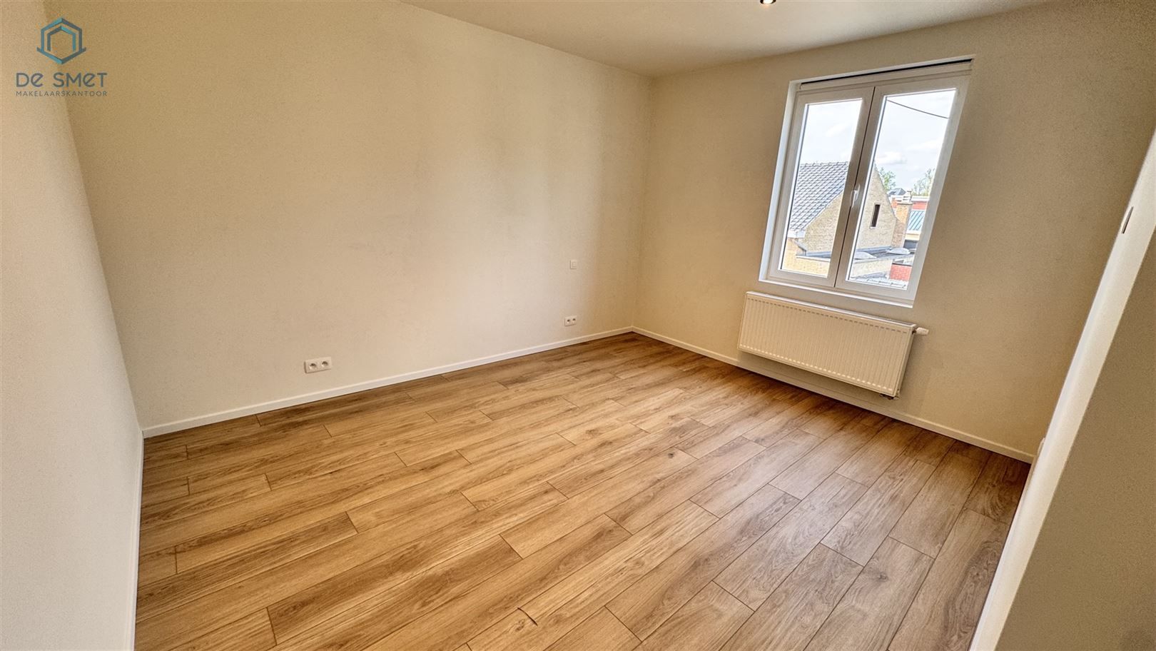 GERENOVEERDE WONING MET 3 SLP EN TUINTJE TE ZANDBERGEN foto 19