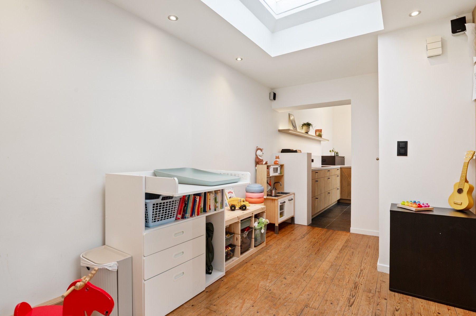 Woning met magazijn van 200 m² foto 12