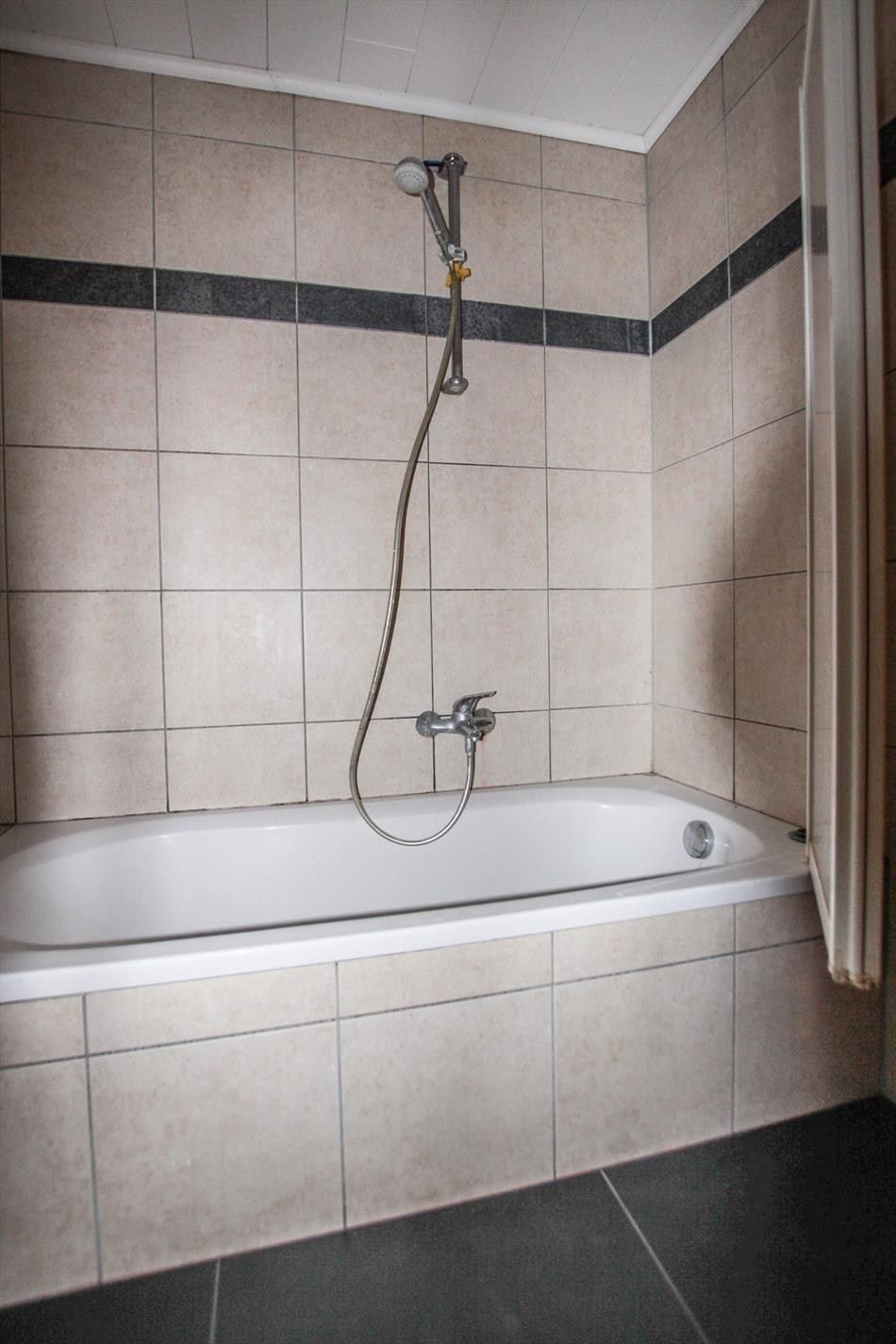 Ruim 2 slaapkamerappartement bij Gent-Zuid, met autostaanplaats foto 14