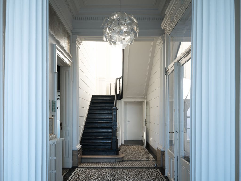 Neoclassicistisch herenhuis (438 m²) met een zuidwest gerichte tuin foto 4