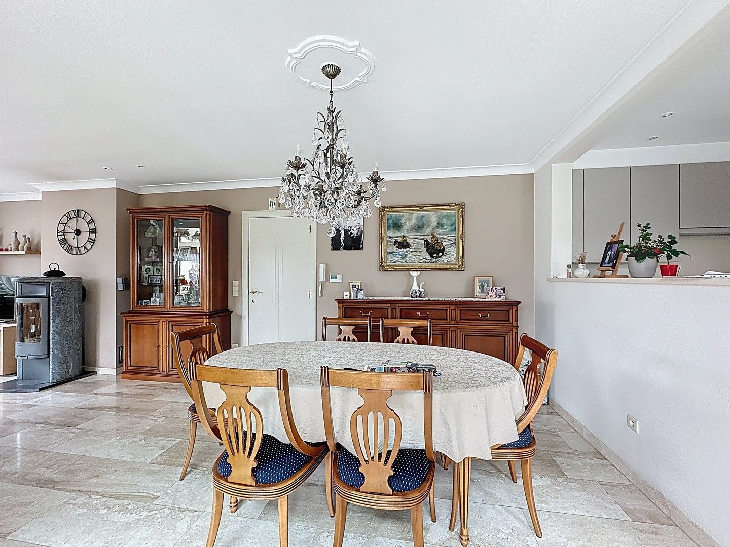Verzorgde villa nabij de winkels van Oostduinkerke dorp. foto 6
