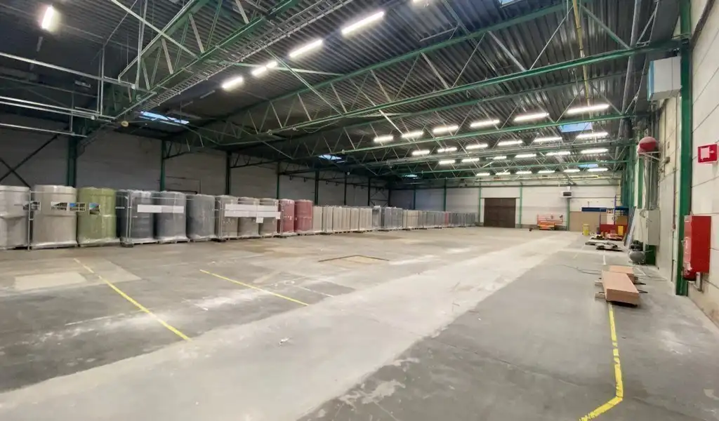 Magazijn te huur langs E34 in Turnhout foto 7
