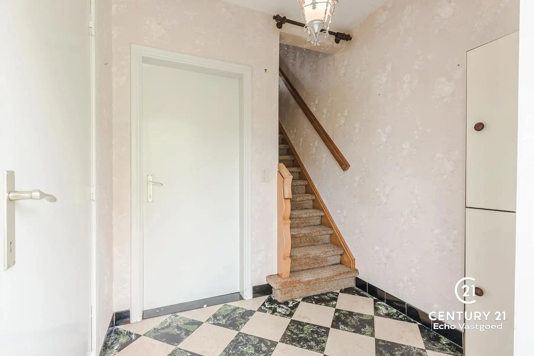 Te renoveren halfopen woonst met veel potentie op topligging foto 23