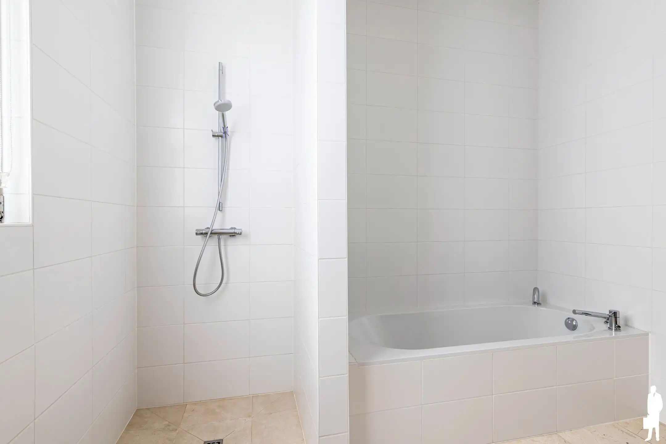Instapklaar tweeslaapkamerappartement in hartje Turnhout foto 16