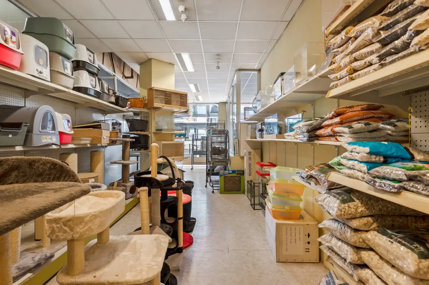 Handelspand met magazijn in Hoboken Centrum foto 16