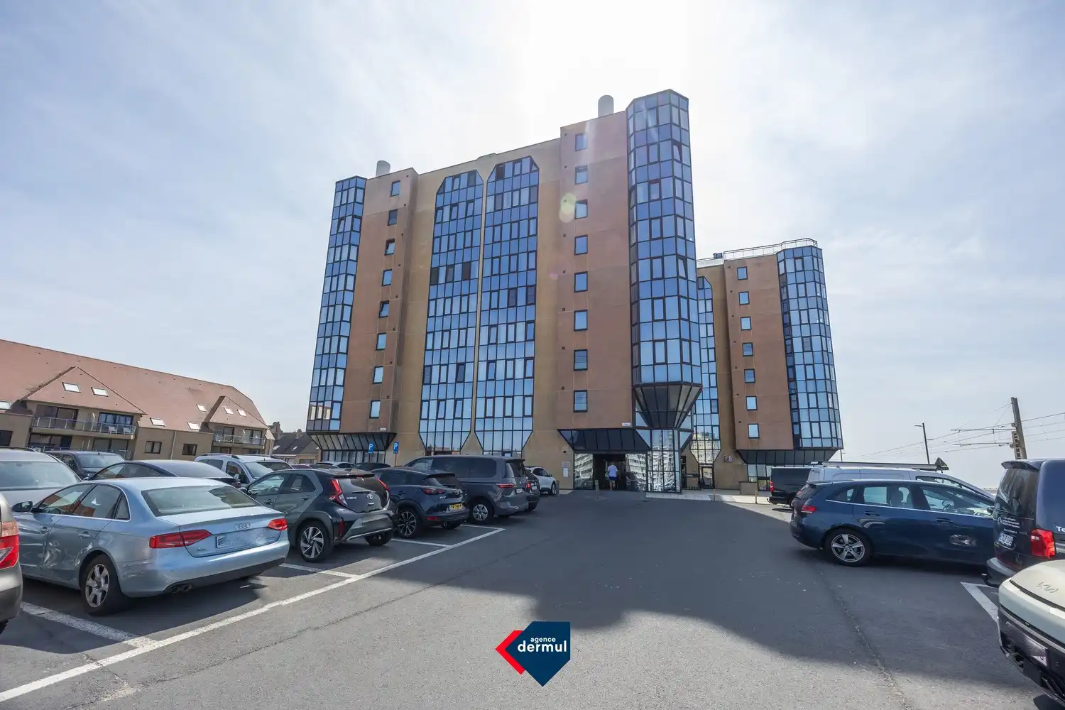 RESIDENTIE HYDRO PALACE foto {{pictureIndex}}