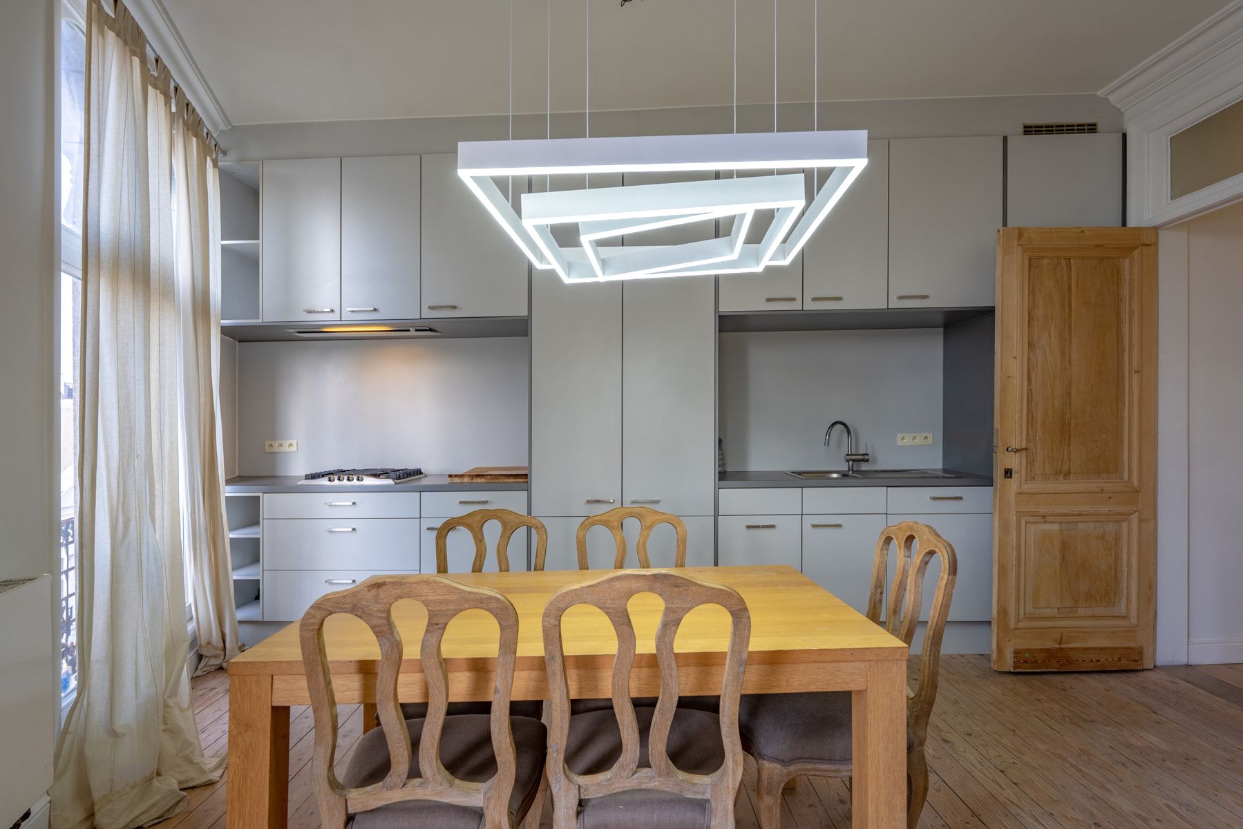 Super gezellig appartement met fietsenberging en kelder en 1 slpk. op TOPligging! foto 5